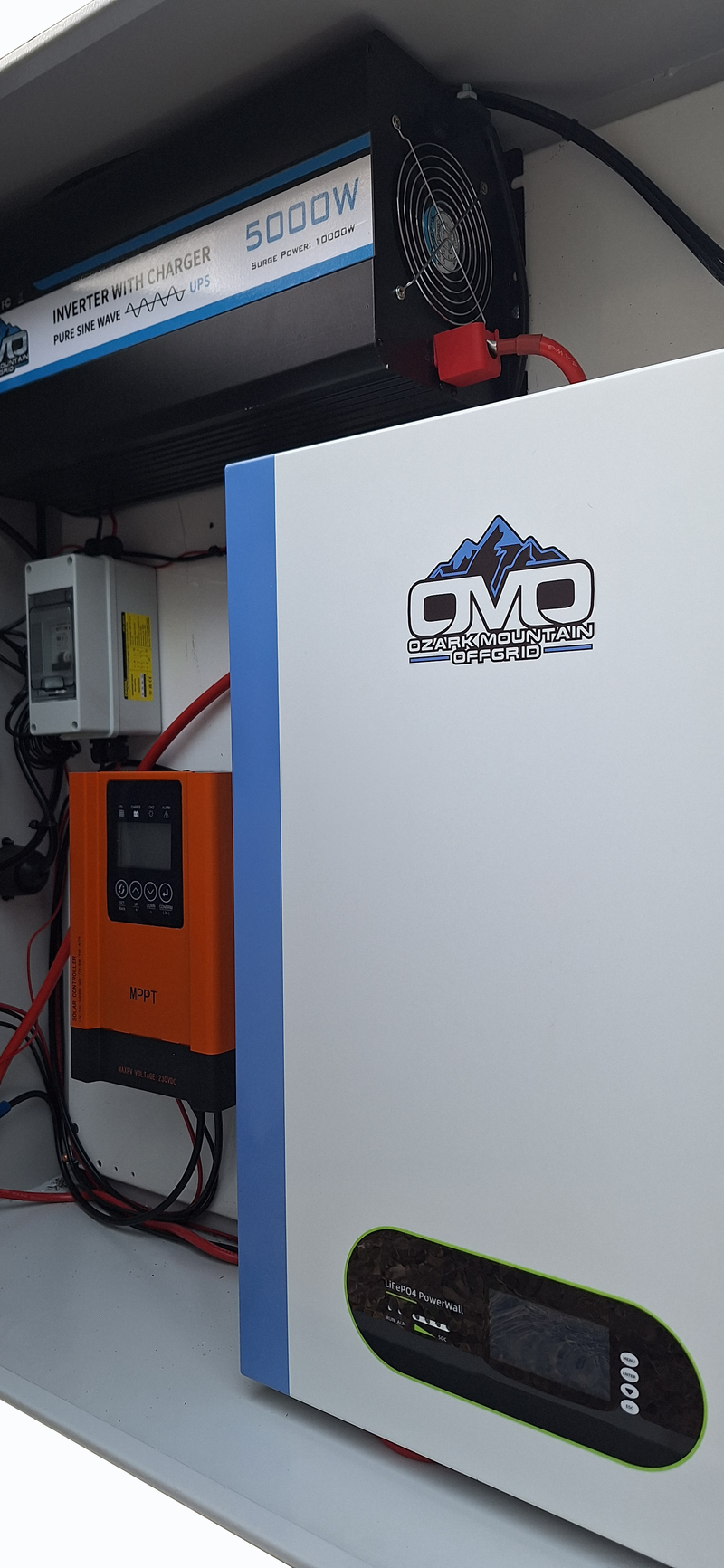 Load image into Gallery viewer, Boat Dock Offgrid Solar Kit - Mountable with Plug and Play Connections 5.3KW OMO Liberty Lithium Battery (No Solar Panels)