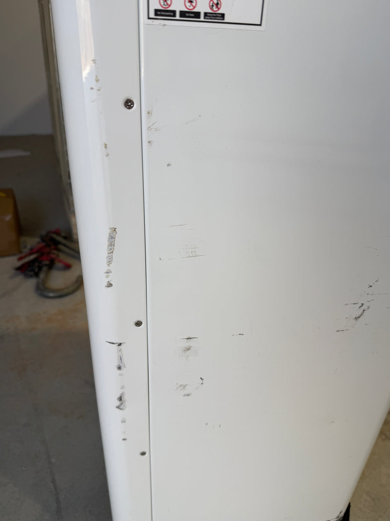 Load image into Gallery viewer, Scratch n Dent OMO Freedom Series 48V 32KW Heated LifePO4 Lithium Battery (ONLY 1 IN STOCK))