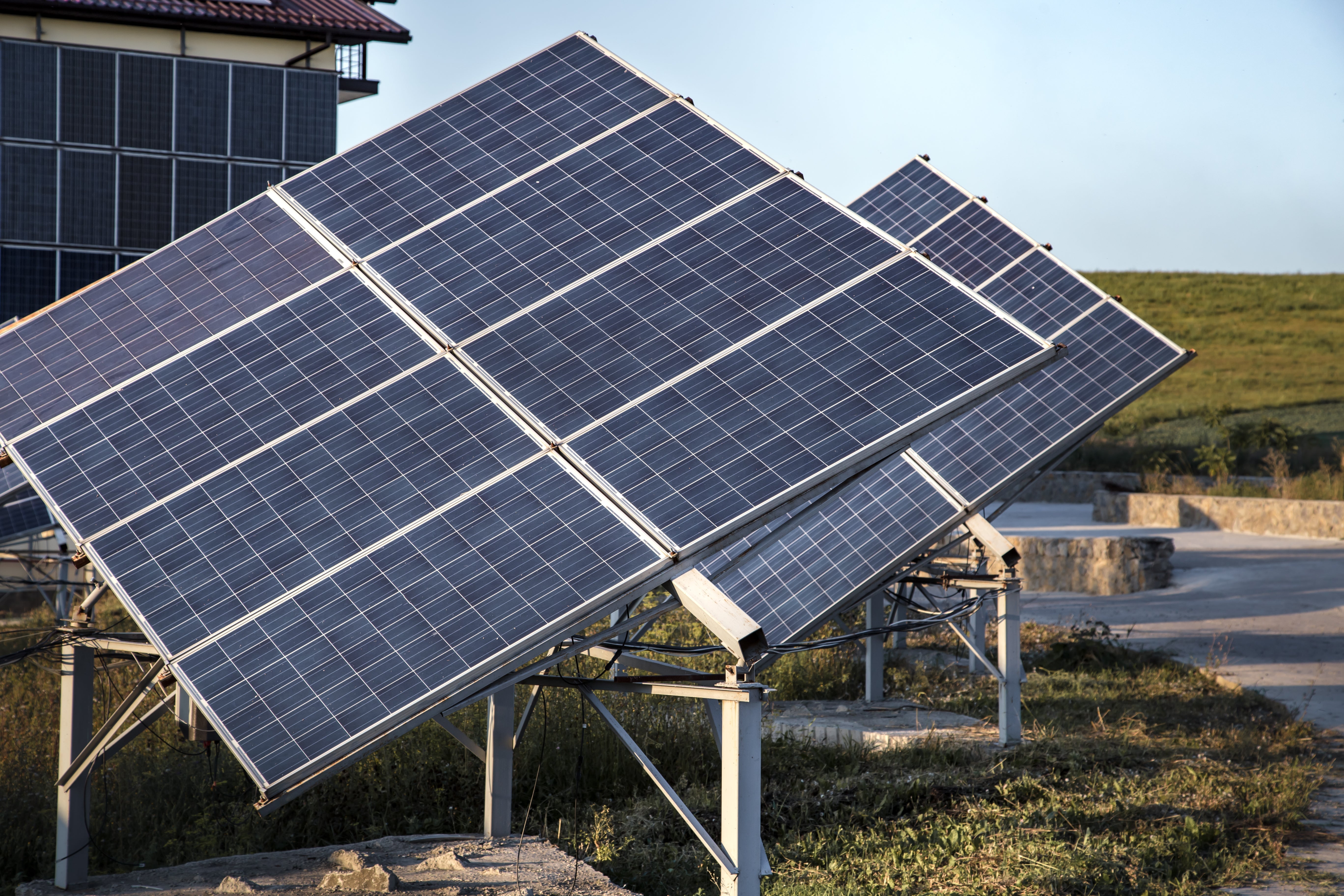 Picture of Off-Grid Solar in Dallas: Costs, Benefits & Incentive Guide – Ozark ...