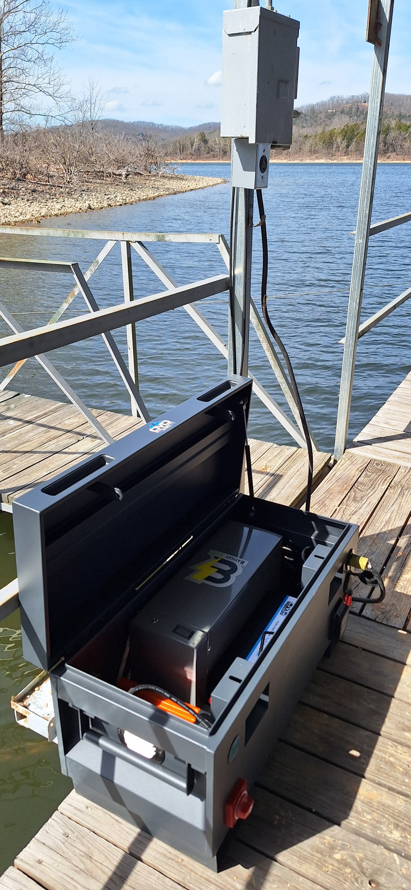 Load image into Gallery viewer, off grid boat dock solar kit
