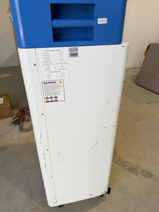 Scratch n Dent OMO Freedom Series 48V 32KW Heated LifePO4 Lithium Battery (ONLY 1 IN STOCK))