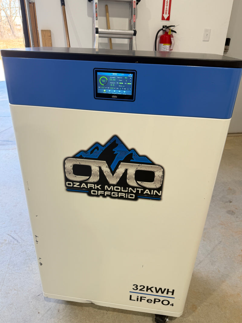 Load image into Gallery viewer, Scratch n Dent OMO Freedom Series 48V 32KW Heated LifePO4 Lithium Battery (ONLY 1 IN STOCK))
