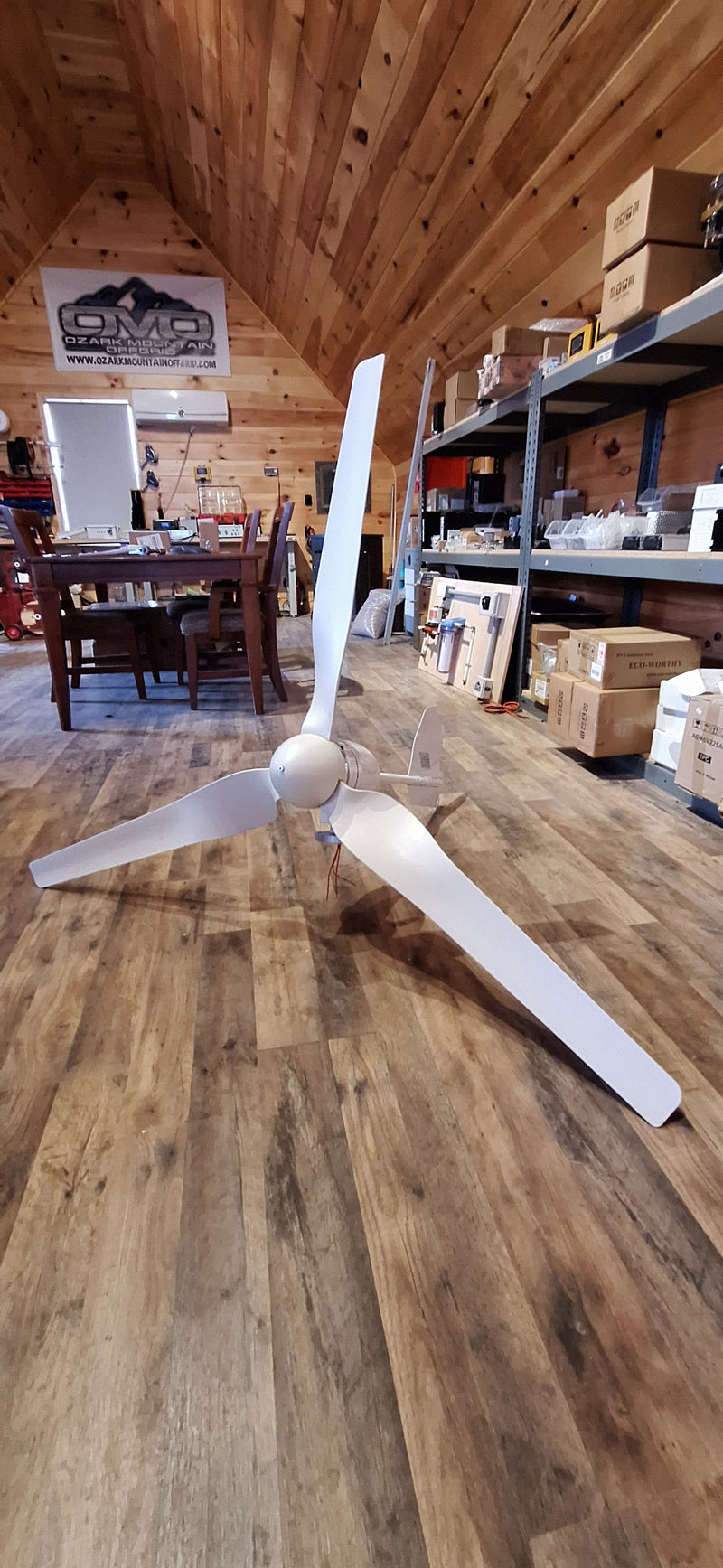 Load image into Gallery viewer, 48V 1000 Watt Wind Turbine
